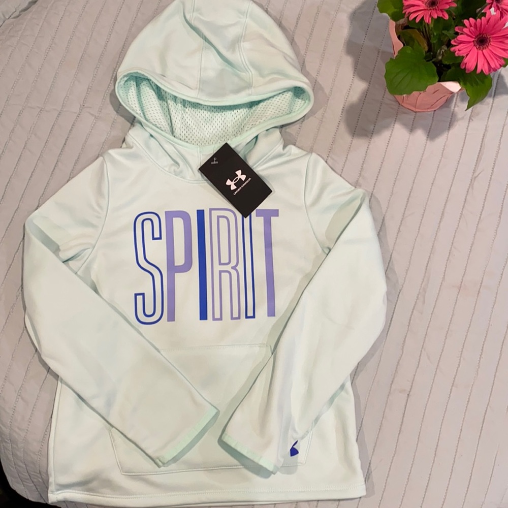 Under armour XS girl hoodie sweater
